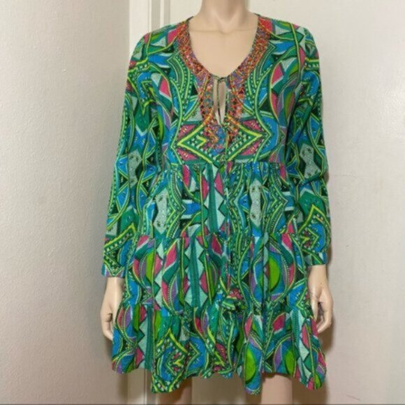 Tunic/ Dress that comes in S. M & Large-New! - Picture 5 of 11